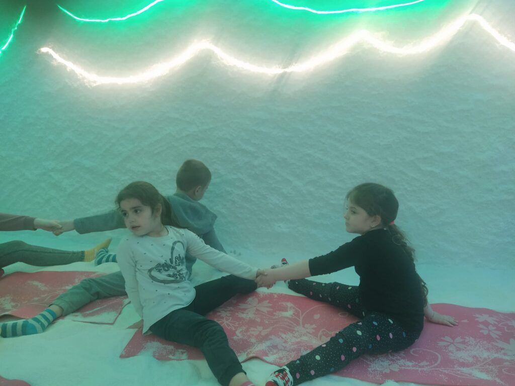 въздушна йога за деца